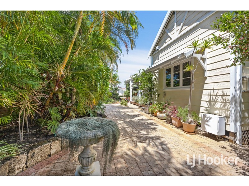 79 Kitchener Avenue, Victoria Park WA 6100