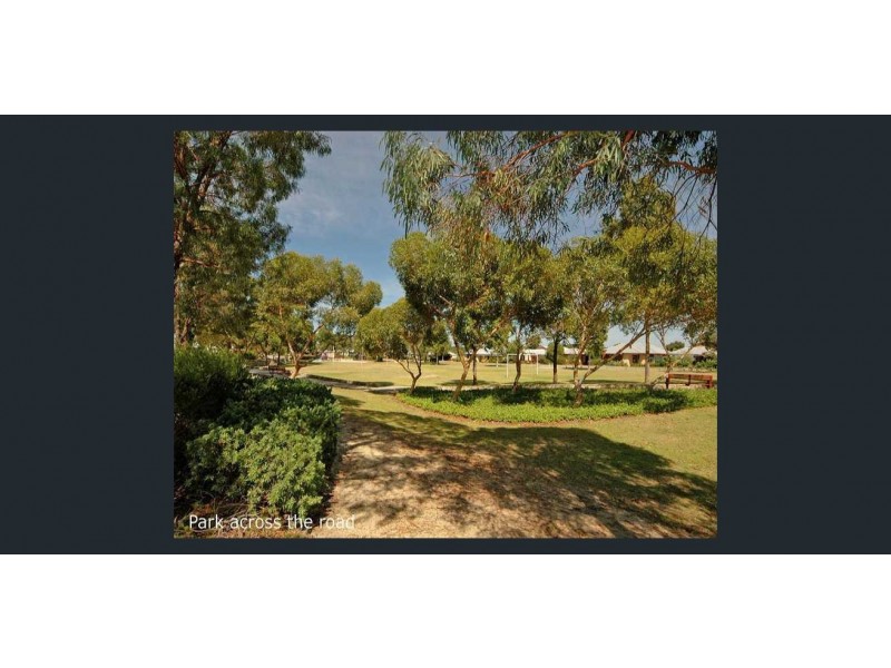 5 Anna Plains Cir, Ellenbrook WA 6069