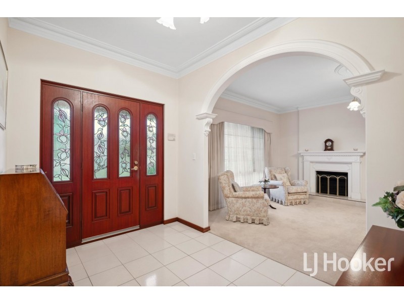 14 Chesters Way, Winthrop WA 6150