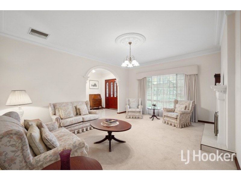 14 Chesters Way, Winthrop WA 6150