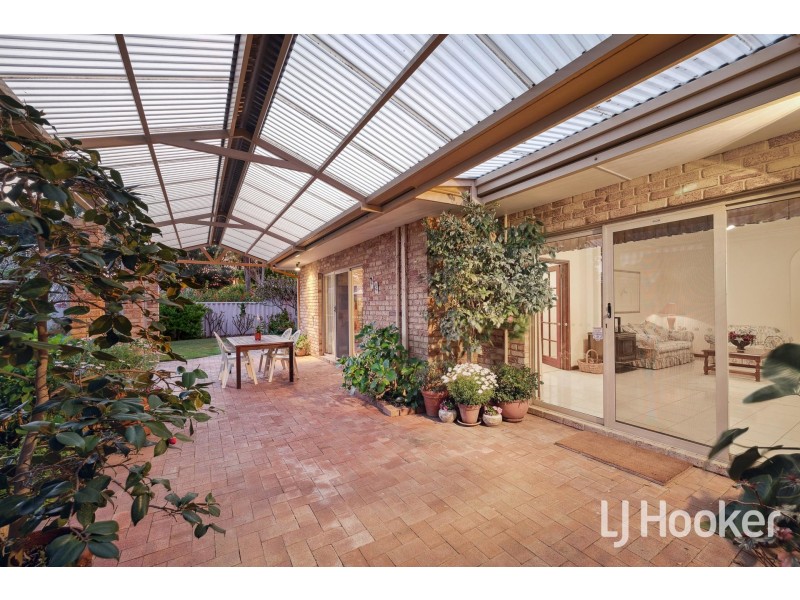 14 Chesters Way, Winthrop WA 6150