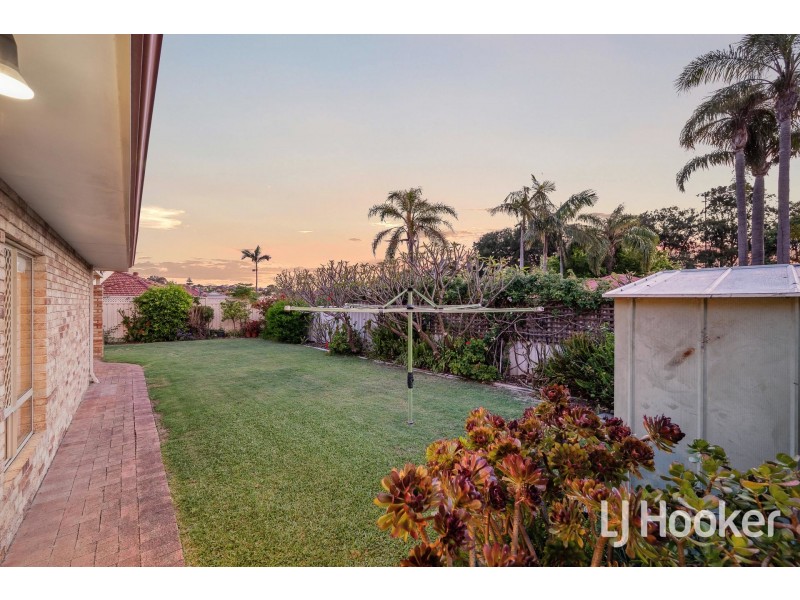 14 Chesters Way, Winthrop WA 6150