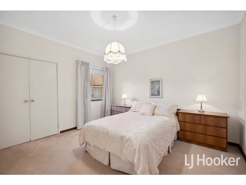 14 Chesters Way, Winthrop WA 6150