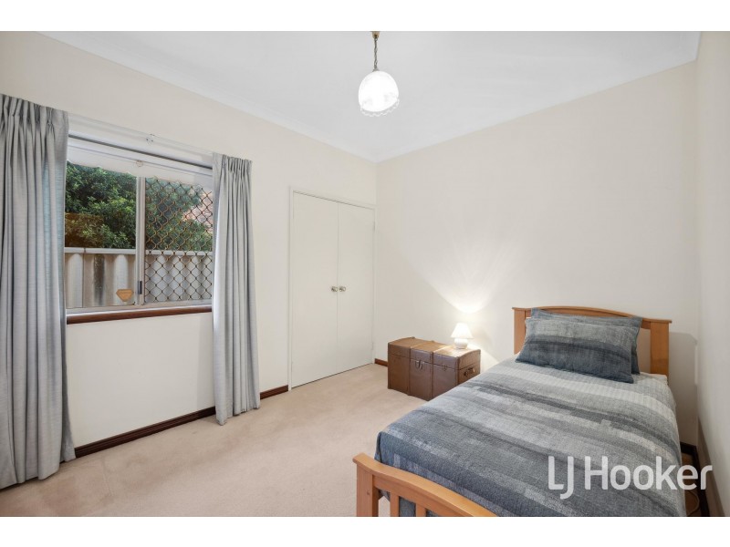 14 Chesters Way, Winthrop WA 6150