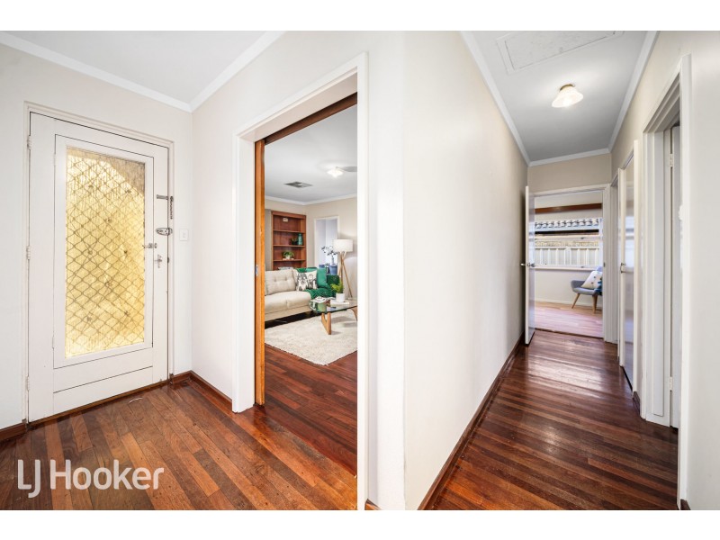 7 Opal Place, Riverton WA 6148