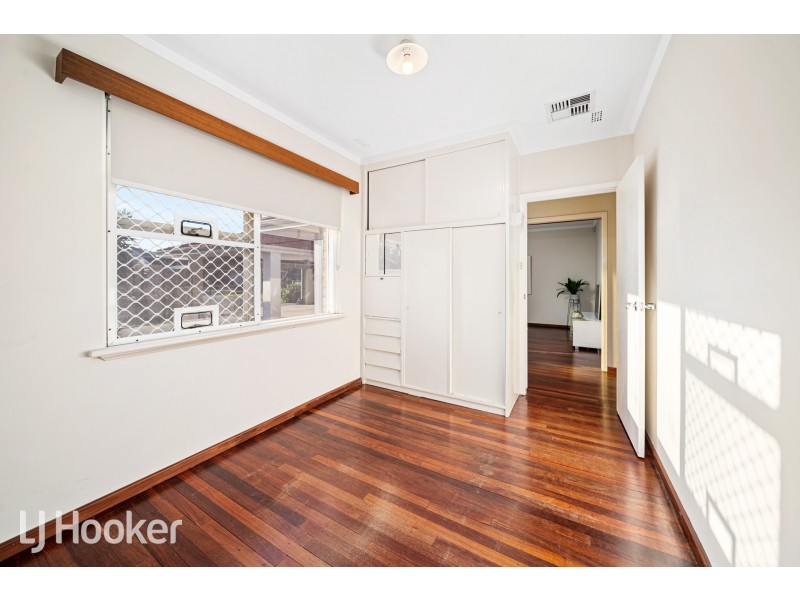 7 Opal Place, Riverton WA 6148