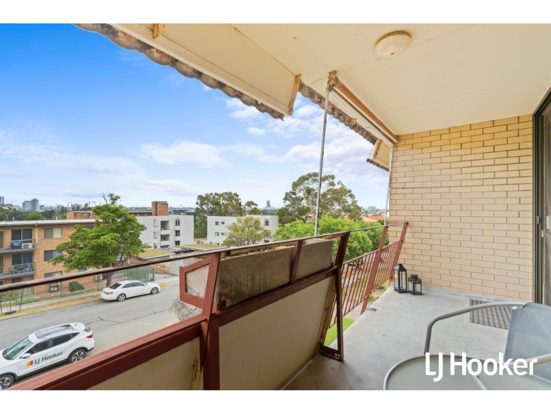 Unit 25/58 King George St, Victoria Park WA 6100