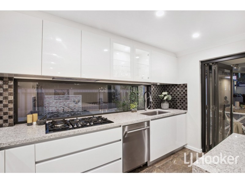 14 Satellite Place, Carlisle WA 6101