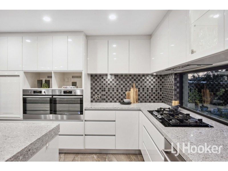 14 Satellite Place, Carlisle WA 6101