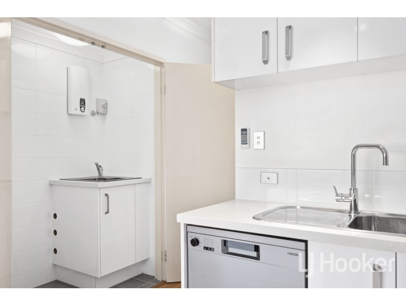 8/31 Leonard Street, Victoria Park WA 6100