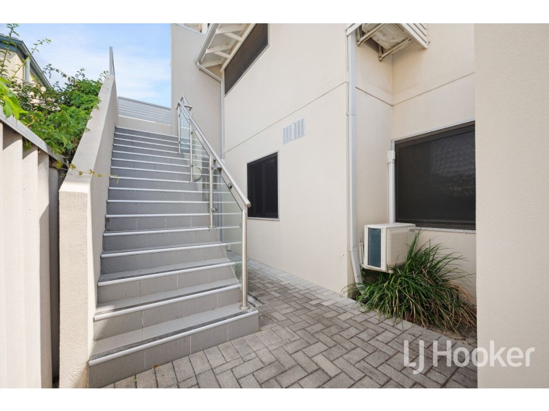 8/31 Leonard Street, Victoria Park WA 6100