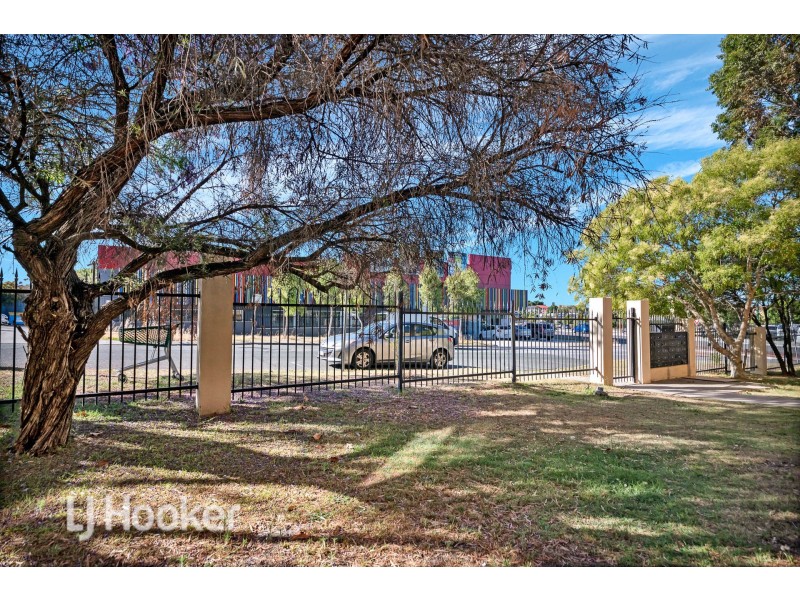 5/1045 Albany Highway, St James WA 6102