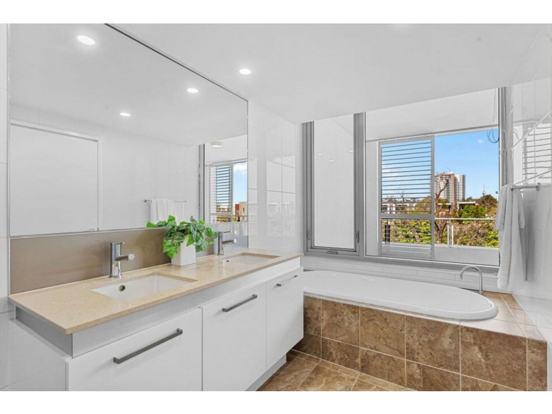 40 The Circus, Burswood WA 6100