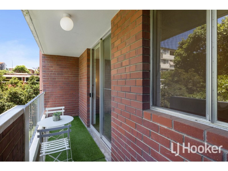 111/69 King George Street, Victoria Park WA 6100