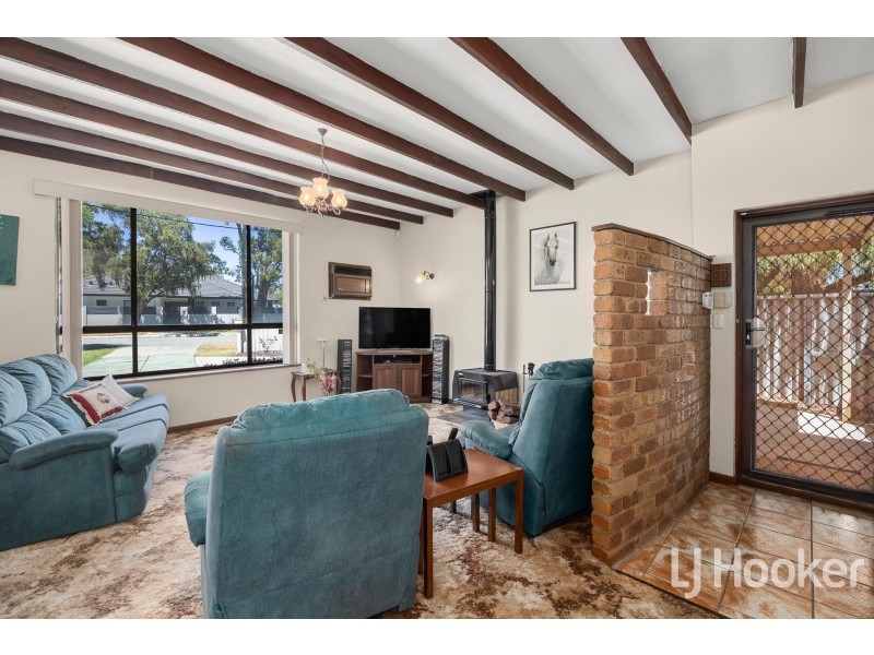 2 Mereworth Road, Thornlie WA 6108