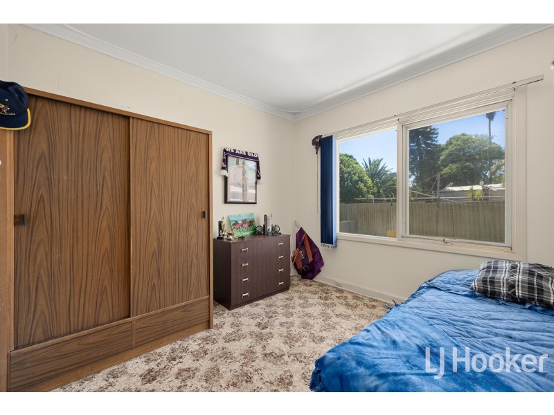 2 Mereworth Road, Thornlie WA 6108