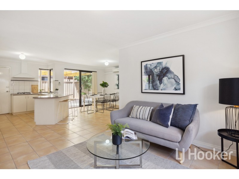 2/1 Boulder Street, Bentley WA 6102