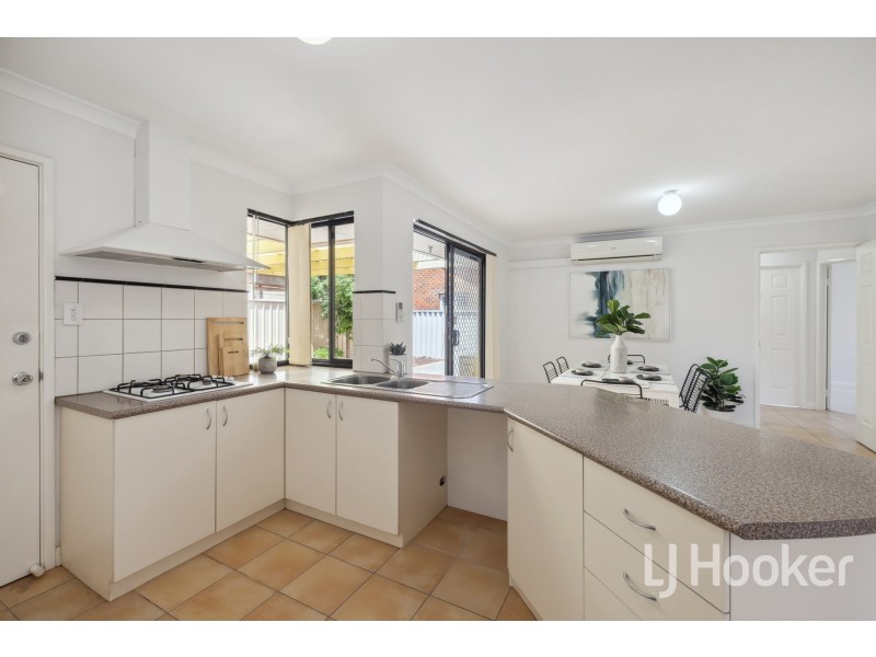2/1 Boulder Street, Bentley WA 6102