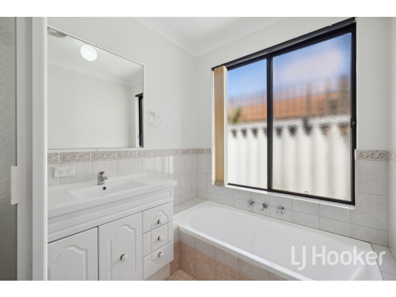 2/1 Boulder Street, Bentley WA 6102