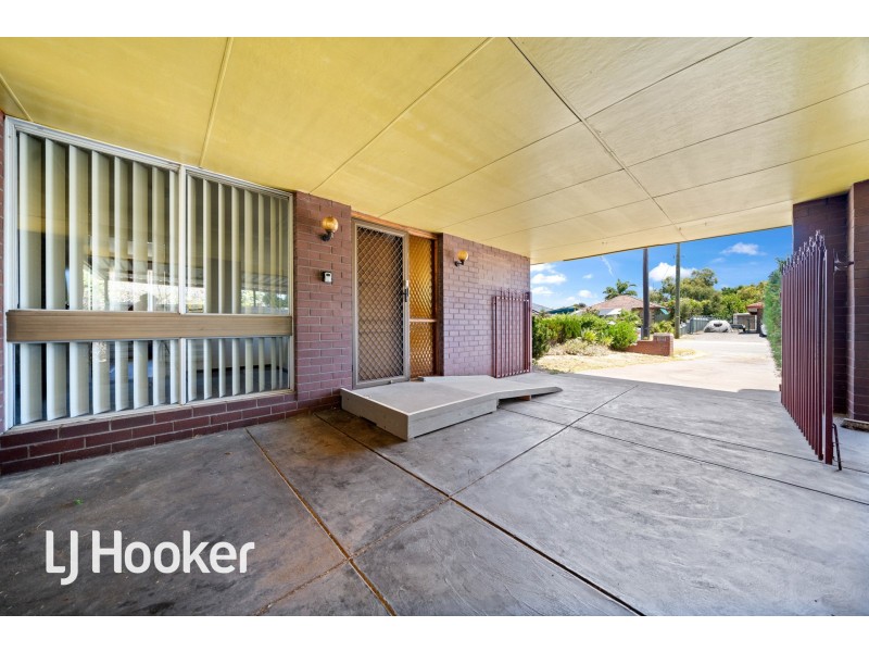 70 Beaconsfield Avenue, Midvale WA 6056