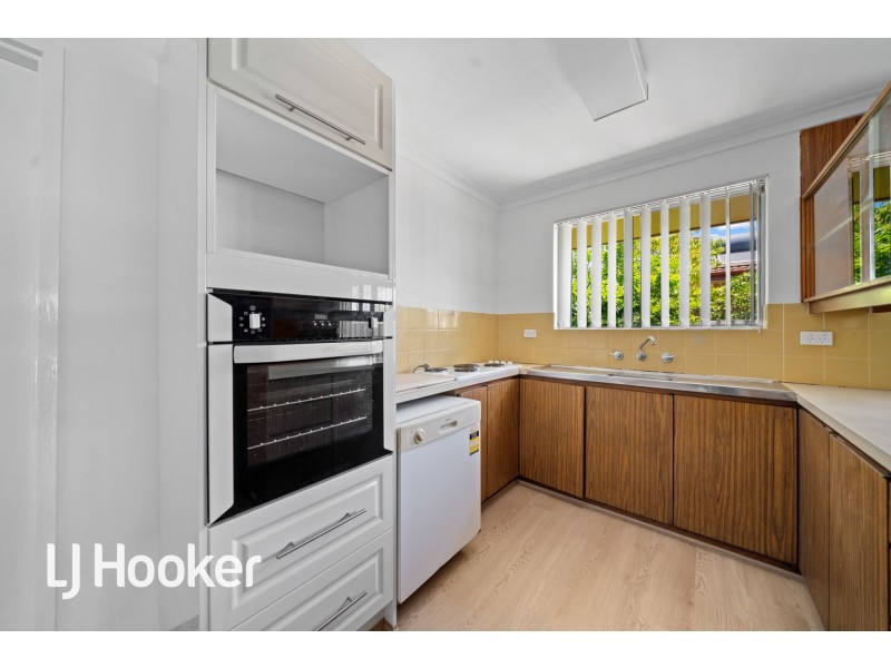 70 Beaconsfield Avenue, Midvale WA 6056