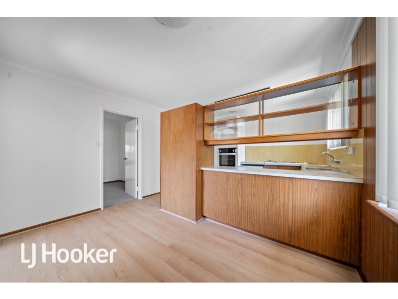 70 Beaconsfield Avenue, Midvale WA 6056