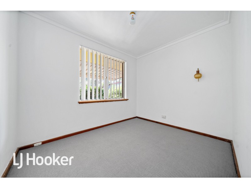 70 Beaconsfield Avenue, Midvale WA 6056