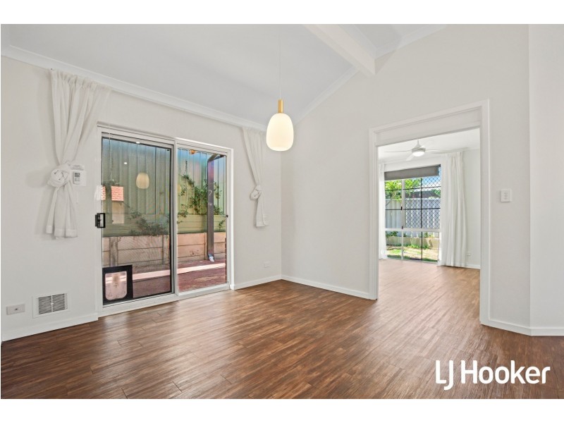 17B Manchester St, Victoria Park WA 6100