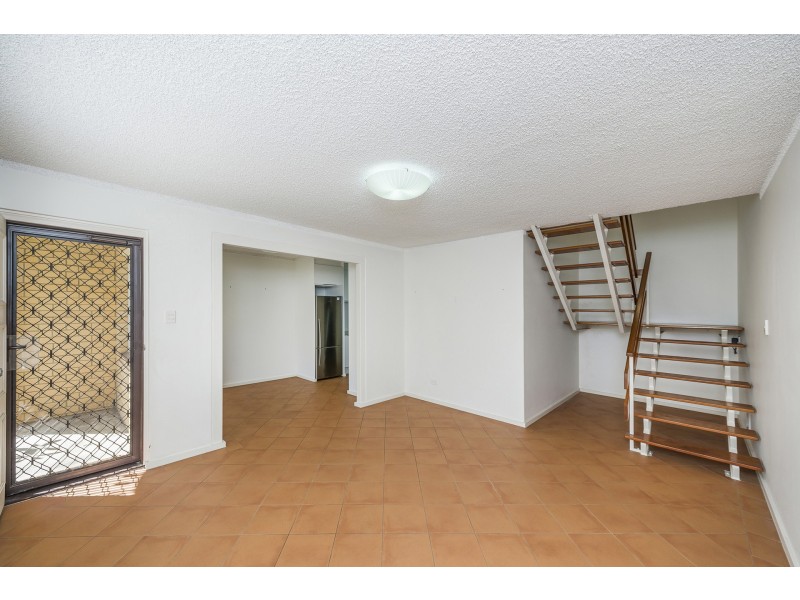 Unit 4/36 King George St, Victoria Park WA 6100