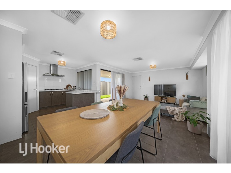 8 Goulburn Road, Baldivis WA 6171