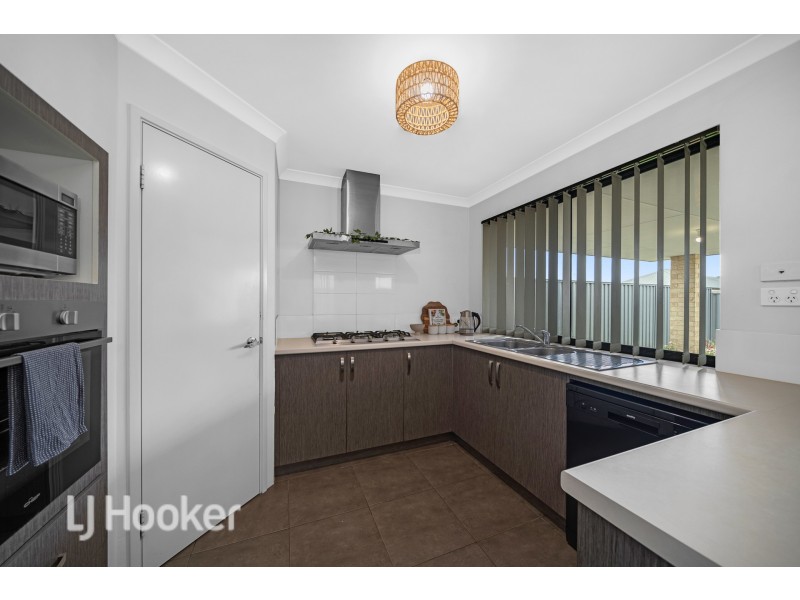 8 Goulburn Road, Baldivis WA 6171