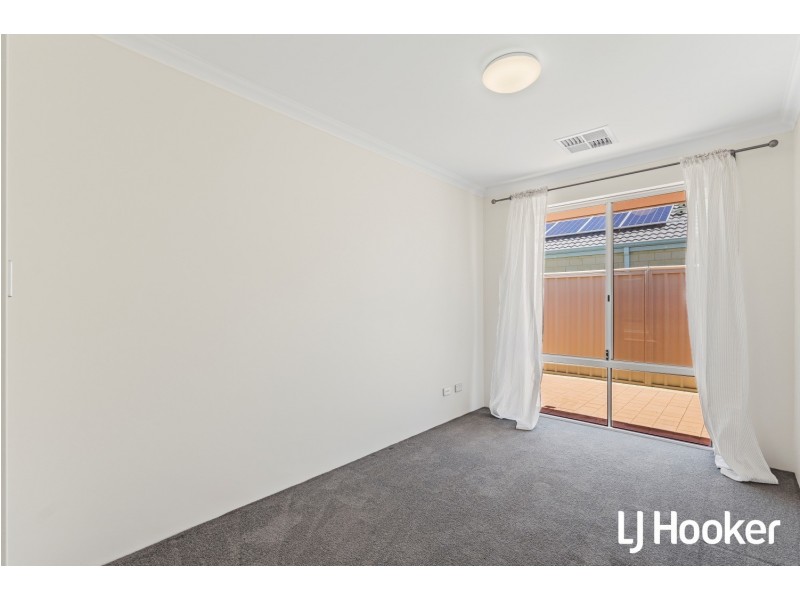 42 Sittella Gdns, East Cannington WA 6107