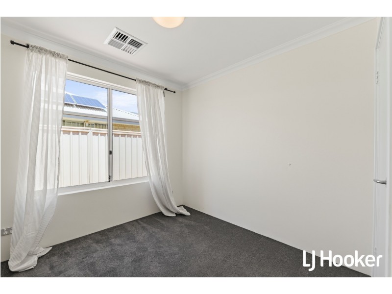 42 Sittella Gdns, East Cannington WA 6107