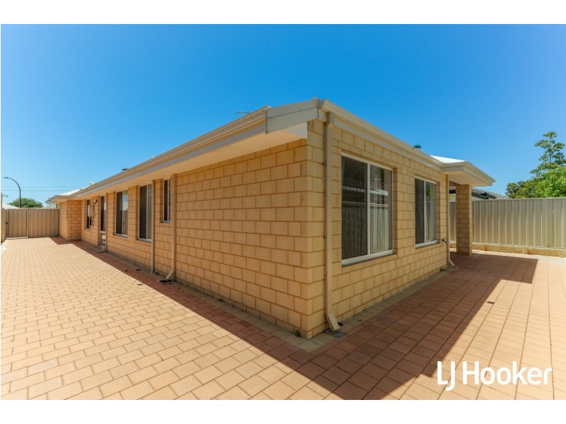 42 Sittella Gdns, East Cannington WA 6107