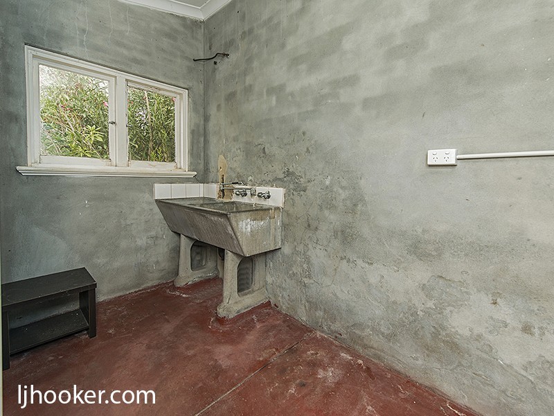 239 Gloucester Street, Victoria Park WA 6100