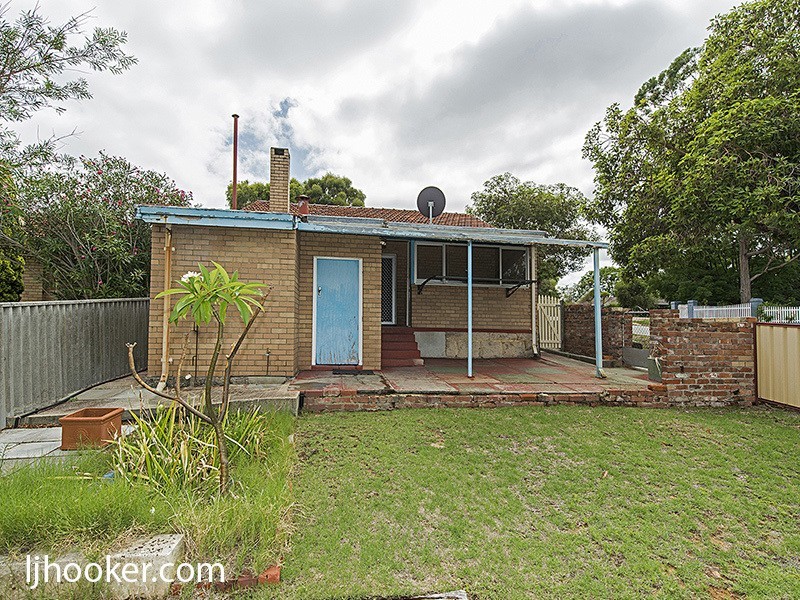 239 Gloucester Street, Victoria Park WA 6100