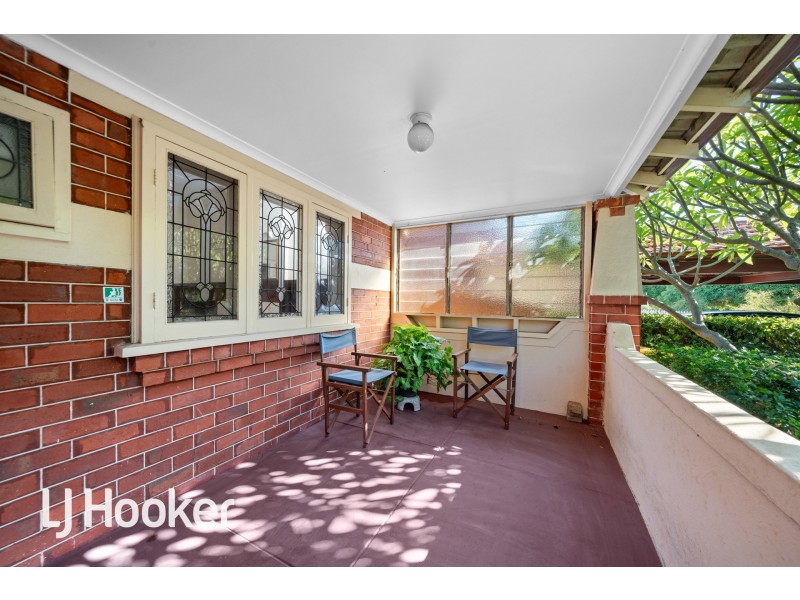 31 Campbell Street, Kensington WA 6151