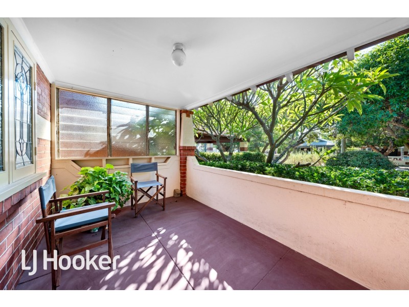 31 Campbell Street, Kensington WA 6151