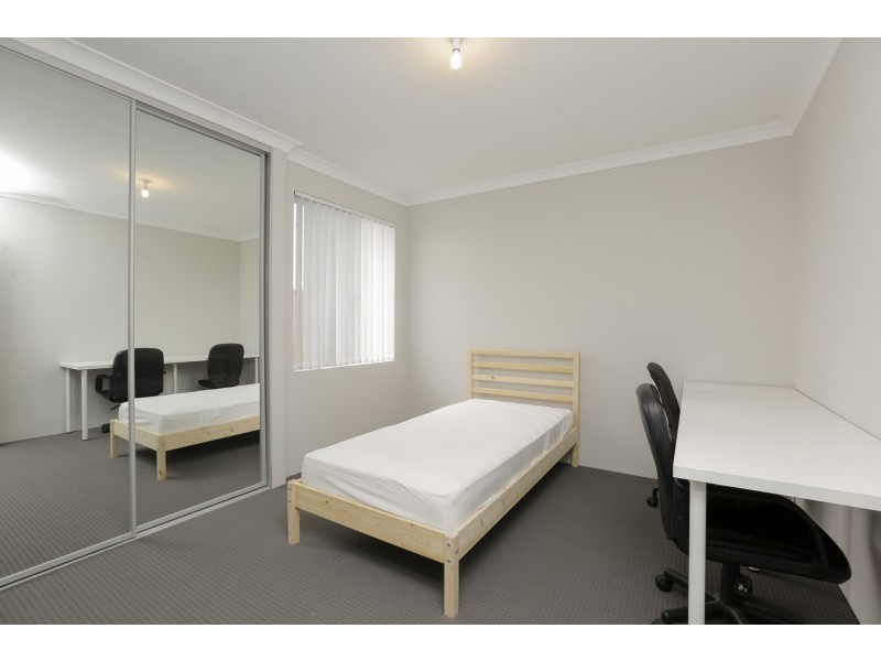 2C Behan St, Bentley WA 6102