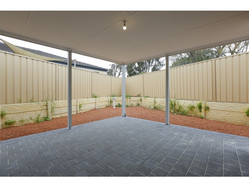 2C Behan St, Bentley WA 6102