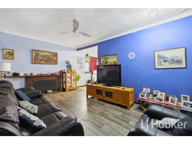 385 Berwick Street, St James WA 6102