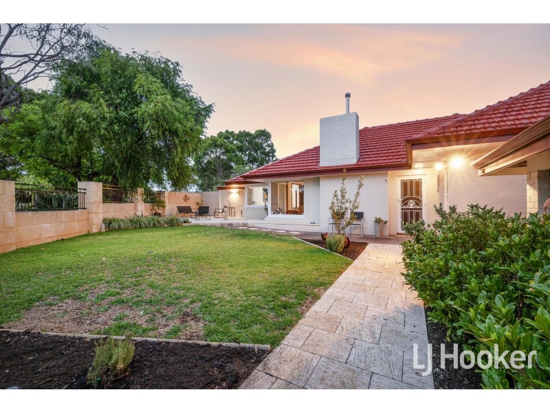 36 Beaconsfield Street, St James WA 6102