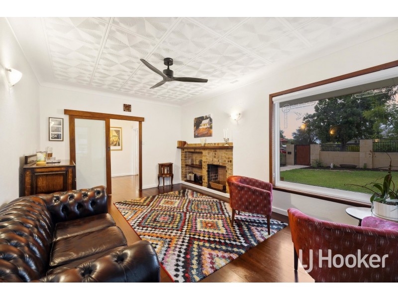 36 Beaconsfield Street, St James WA 6102