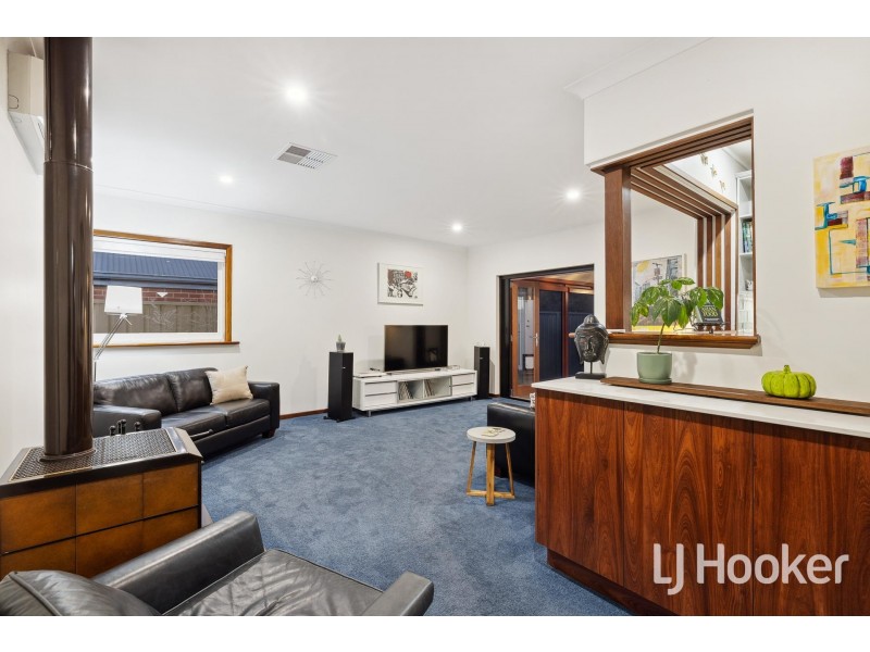 36 Beaconsfield Street, St James WA 6102