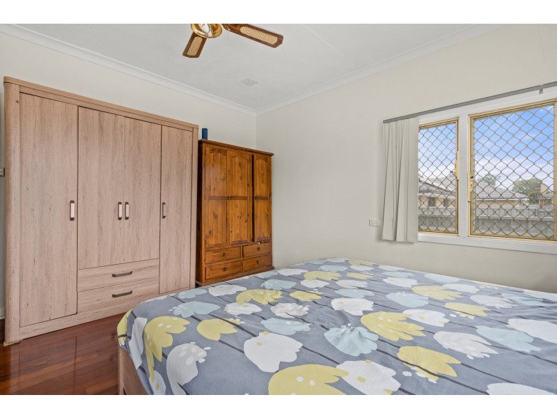 6 Hunt Street, Thornlie WA 6108