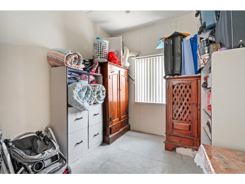 6 Hunt Street, Thornlie WA 6108