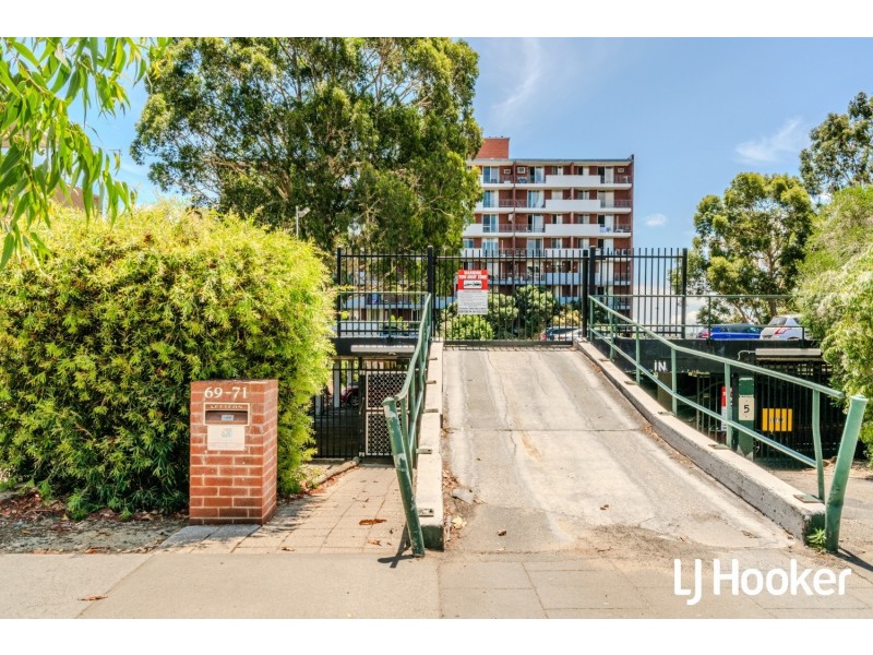 Unit 609/69 King George St, Victoria Park WA 6100