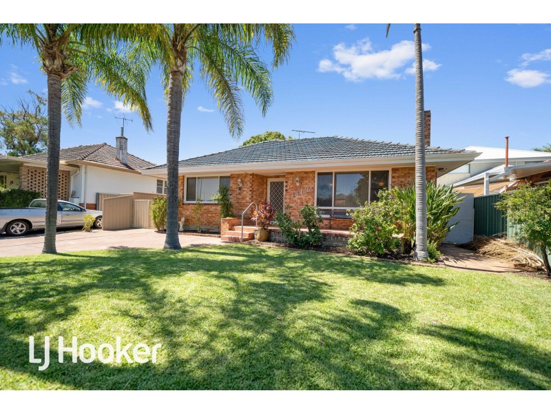 392 Berwick Street, St James WA 6102