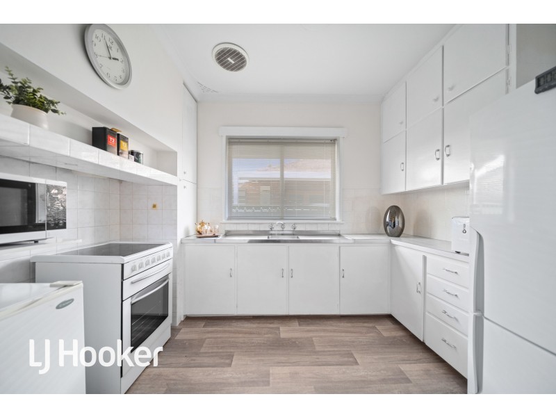 392 Berwick Street, St James WA 6102