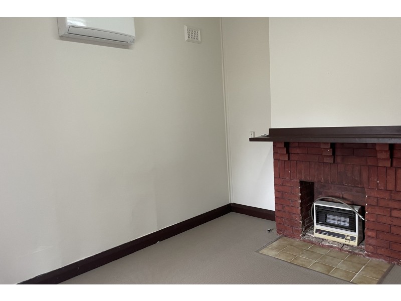 25 Alday St, St James WA 6102